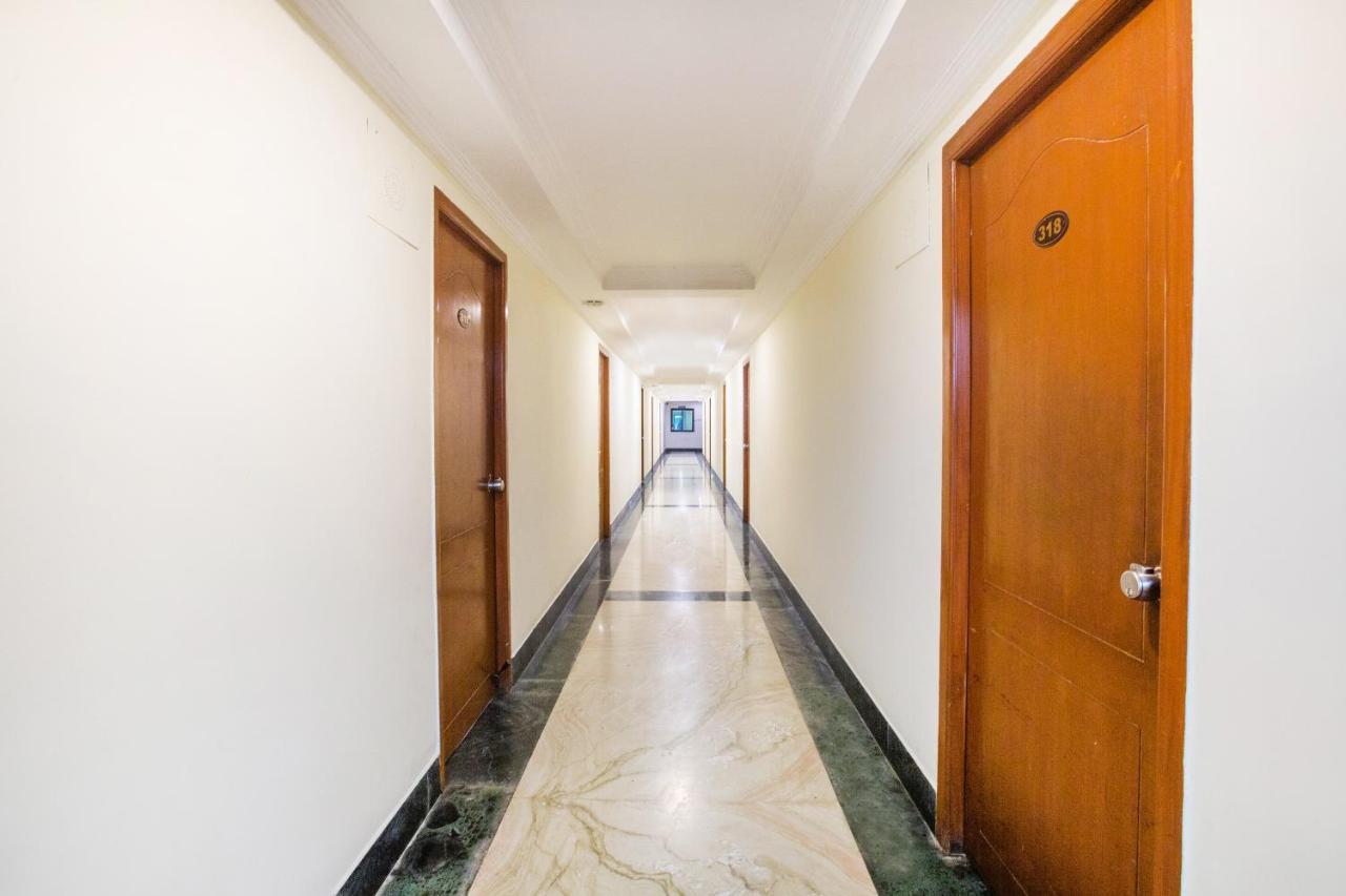 Capital O 69831 Hotel Mount Heera チェンナイ エクステリア 写真